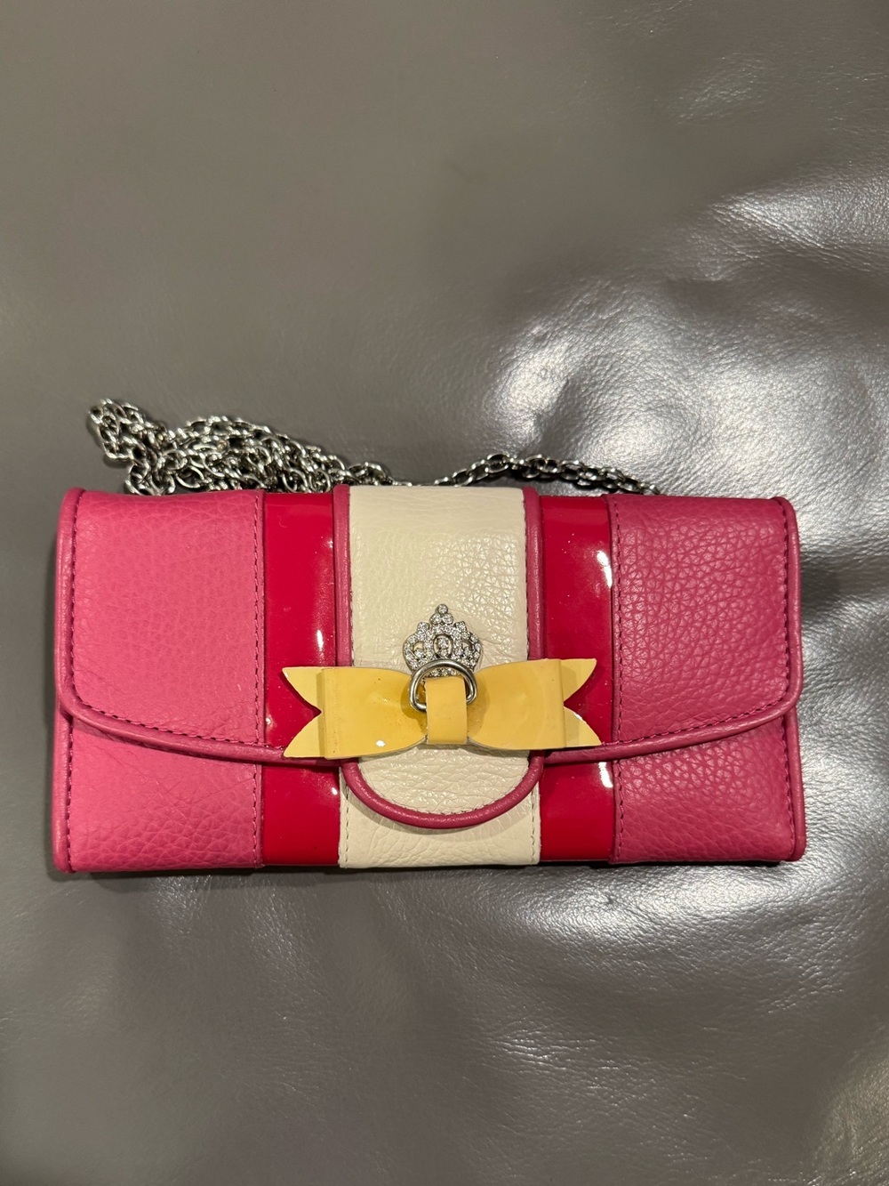 Pink, Cream & Red Bow-Accent Chained Wallet